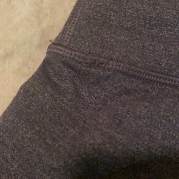 Dark gray Lululemon leggings size 2 - Picture 4 of 5